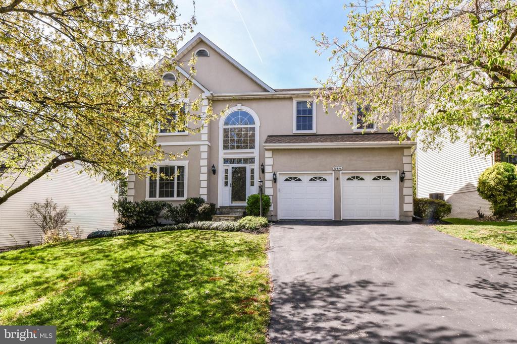 20855 BLYTHWOOD COURT