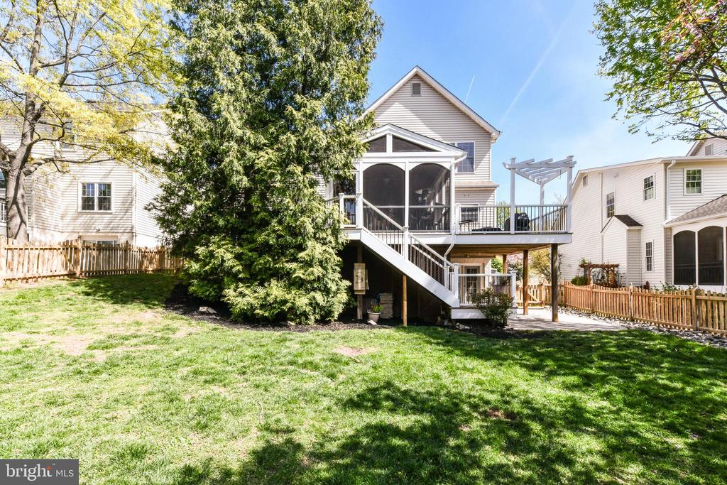 20855 BLYTHWOOD COURT