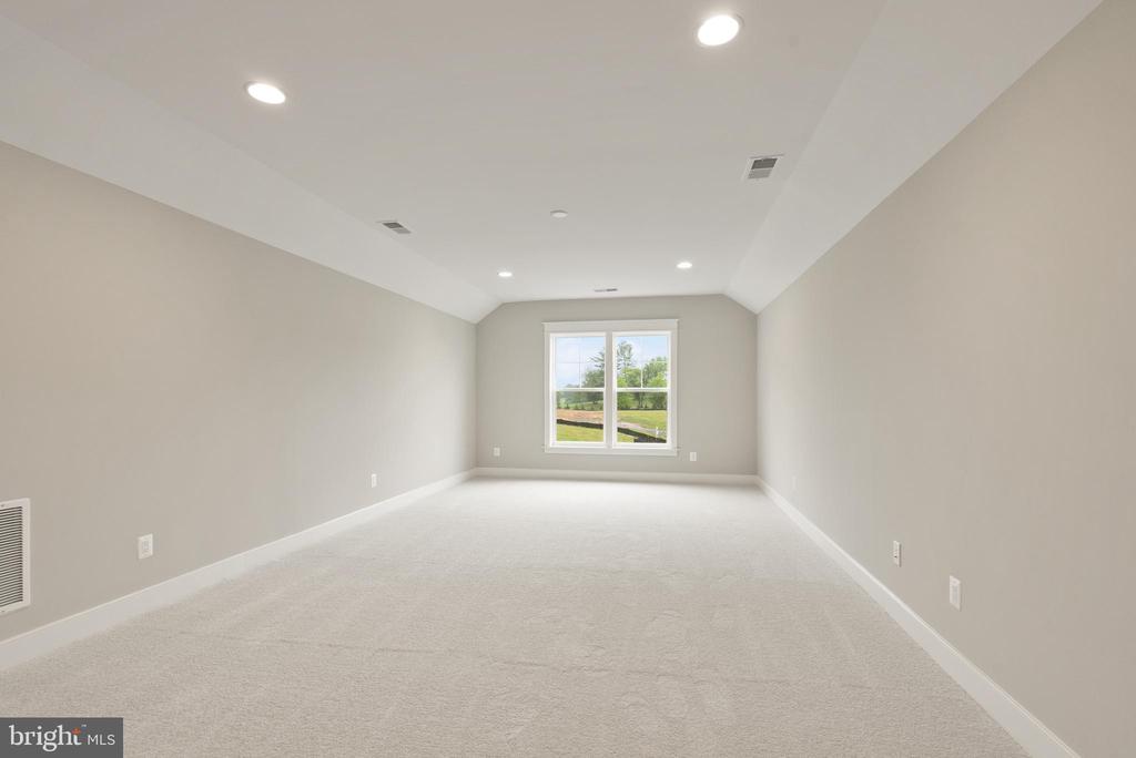 16054 KEYMER HILL COURT