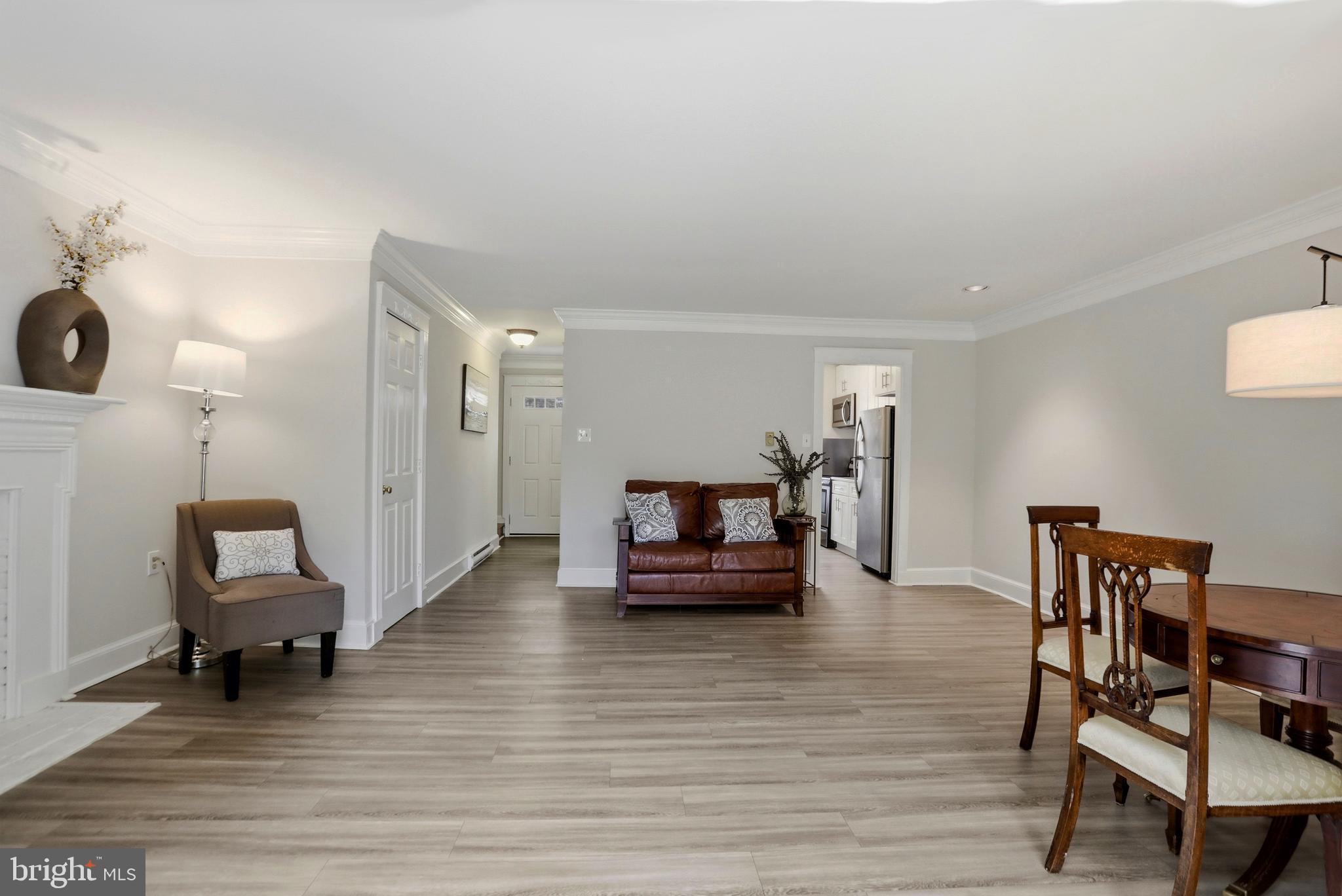 207 DRY MILL ROAD SW