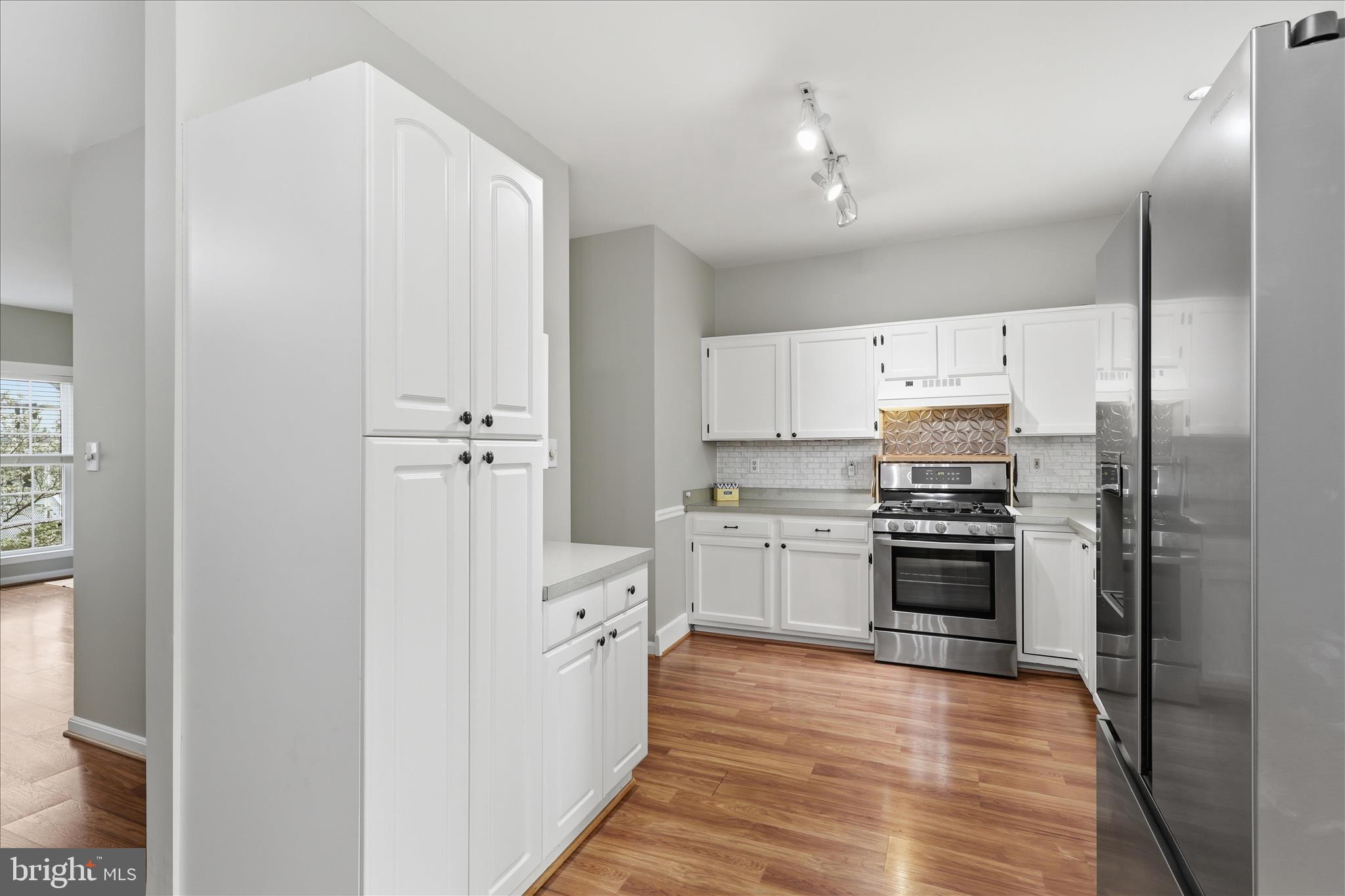 408 BRECKINRIDGE SQUARE SE