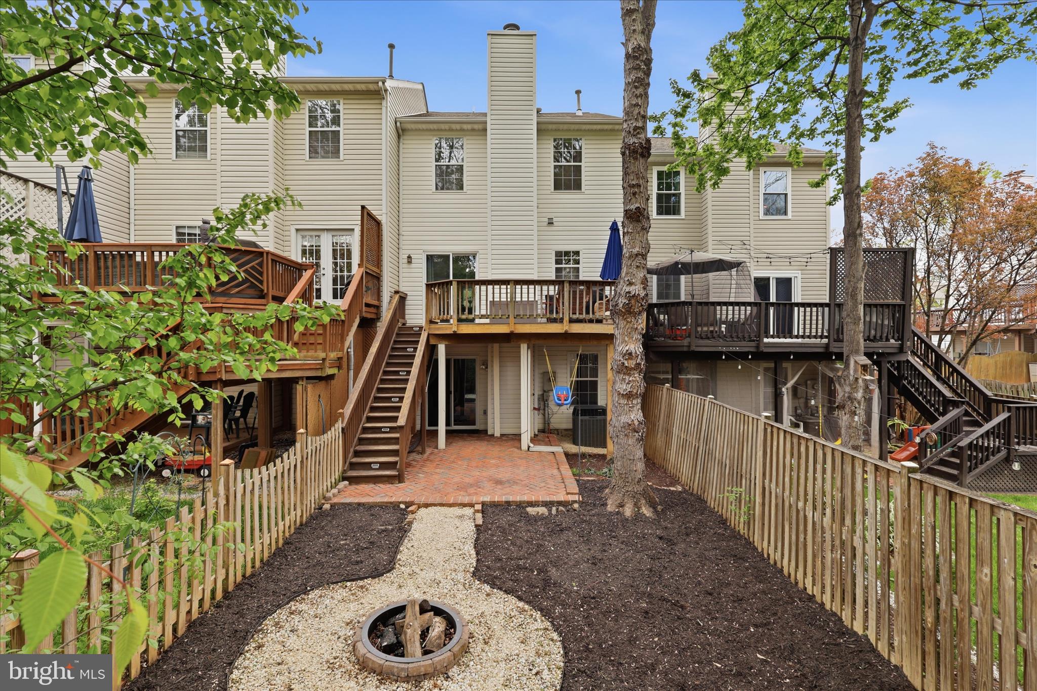 408 BRECKINRIDGE SQUARE SE