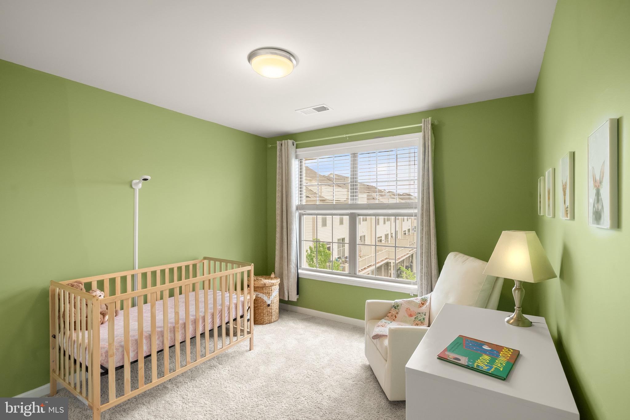 43197 HALKETT SQUARE