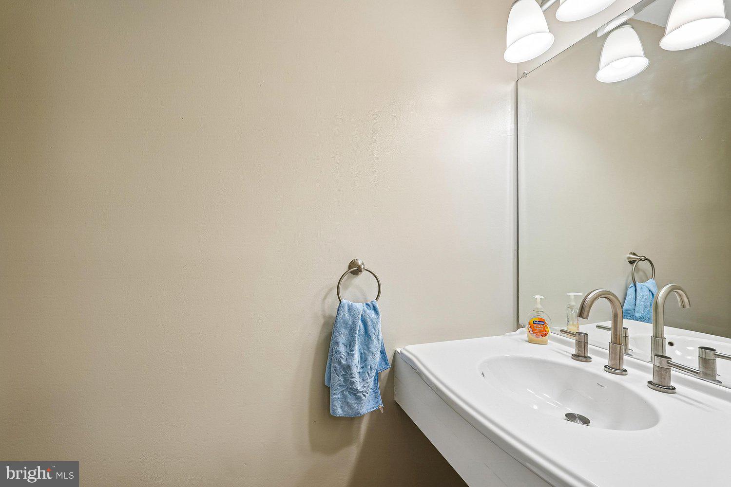 250 E JUNIPER AVENUE E