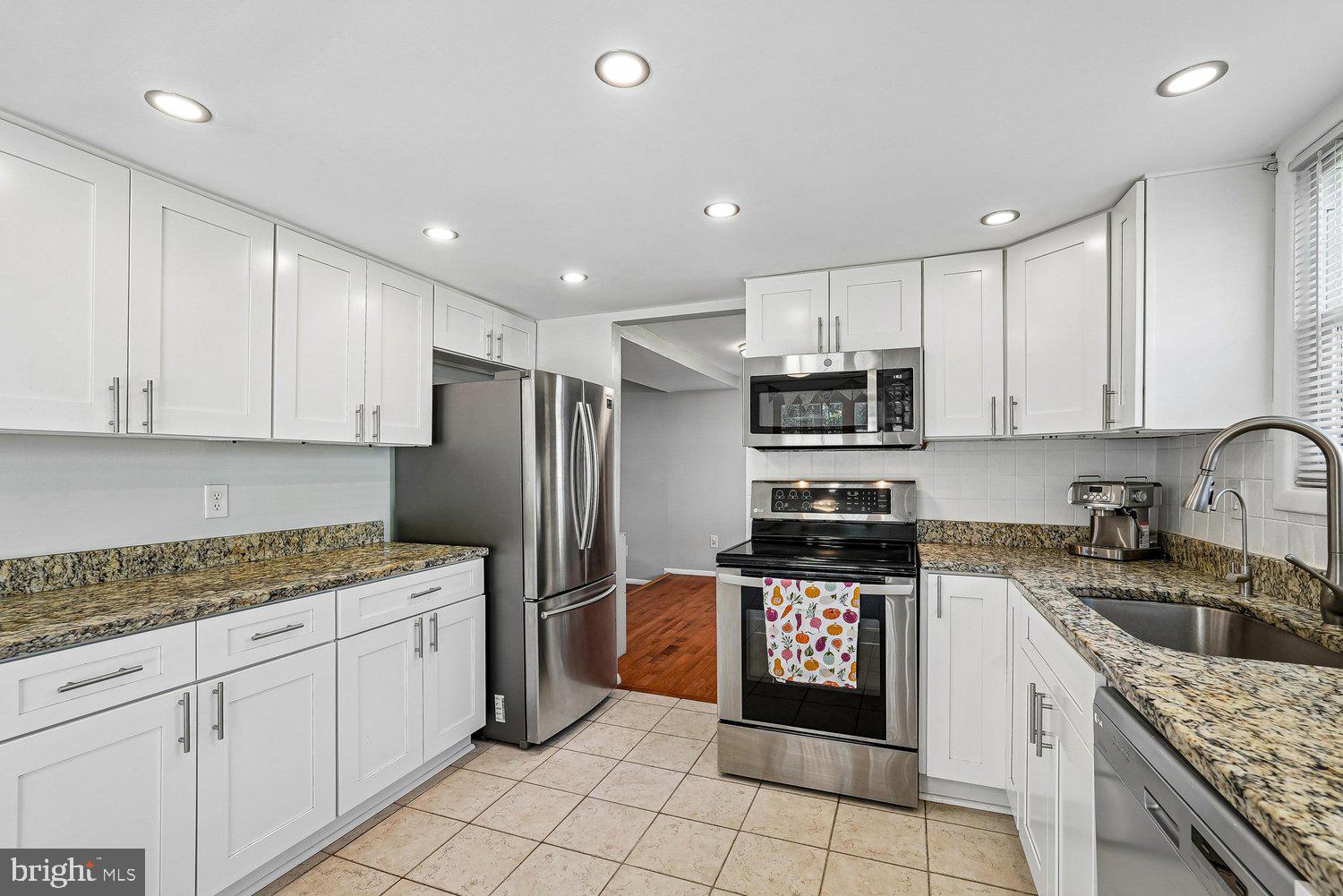 250 E JUNIPER AVENUE E