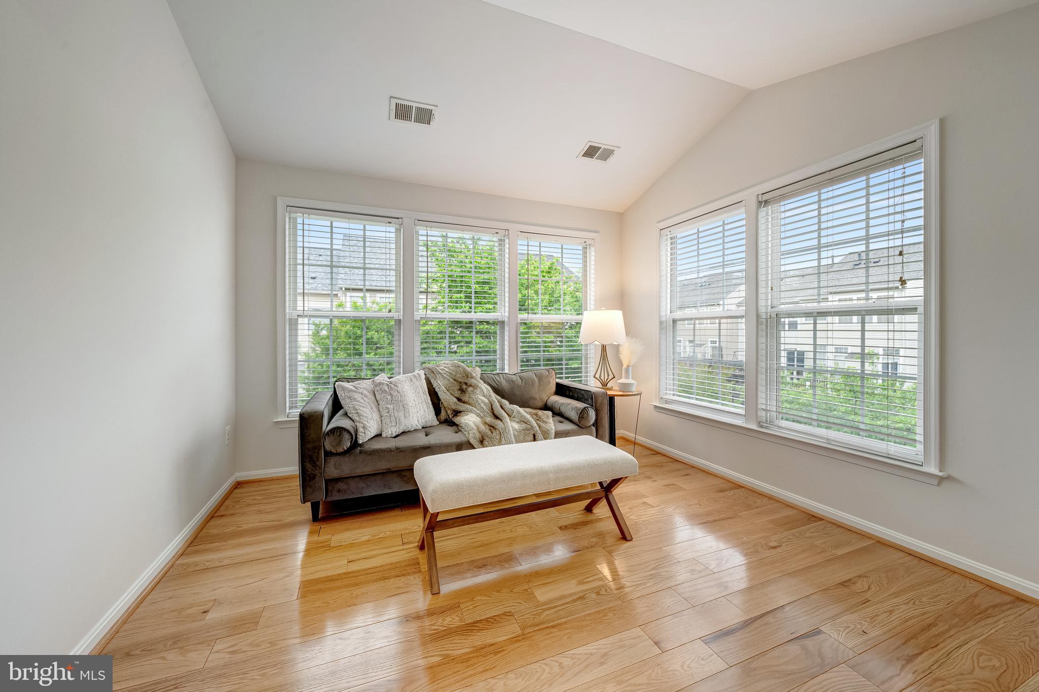 21893 SCHENLEY TERRACE