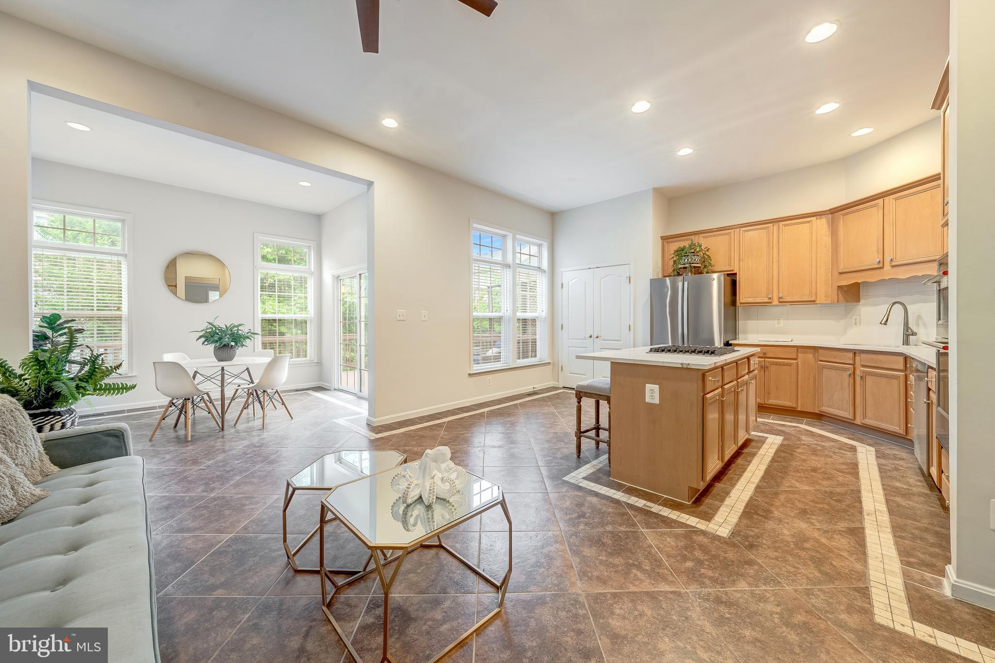 21893 SCHENLEY TERRACE