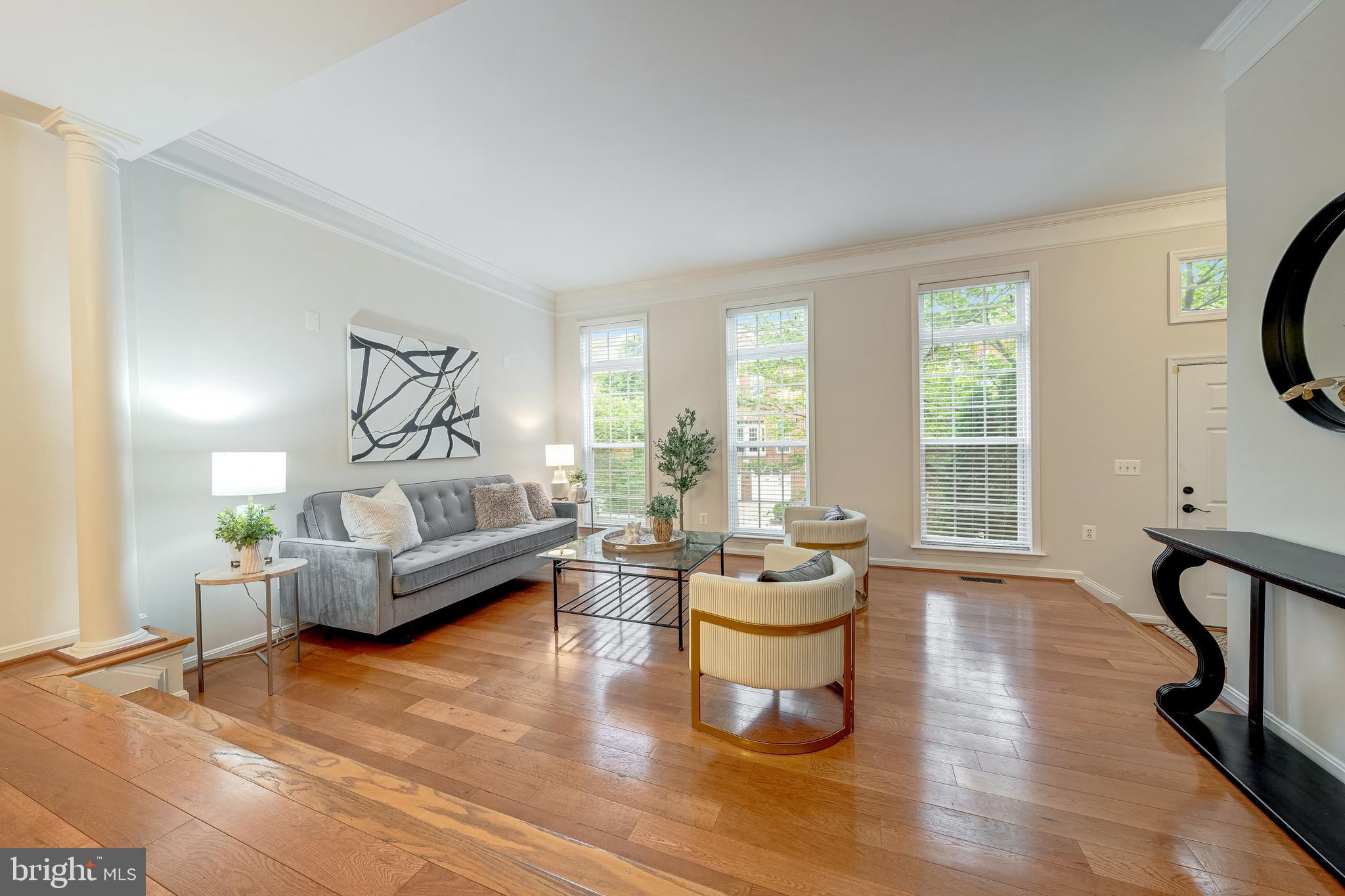 21893 SCHENLEY TERRACE