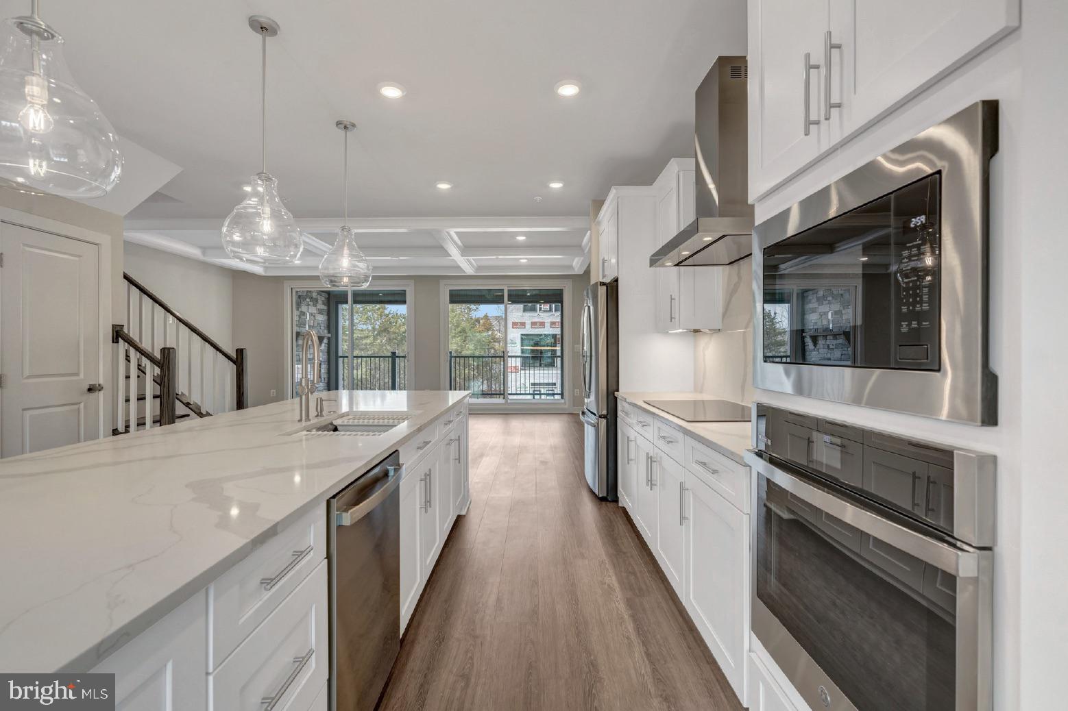 43769 METRO TERRACE