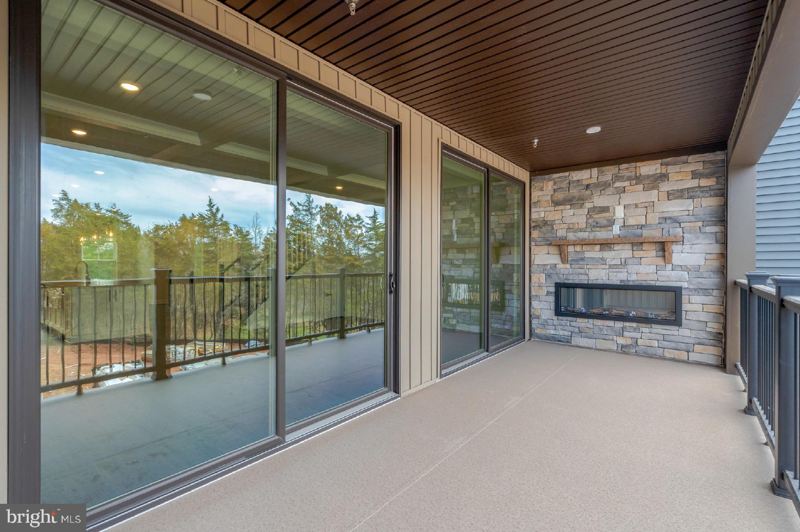 43769 METRO TERRACE