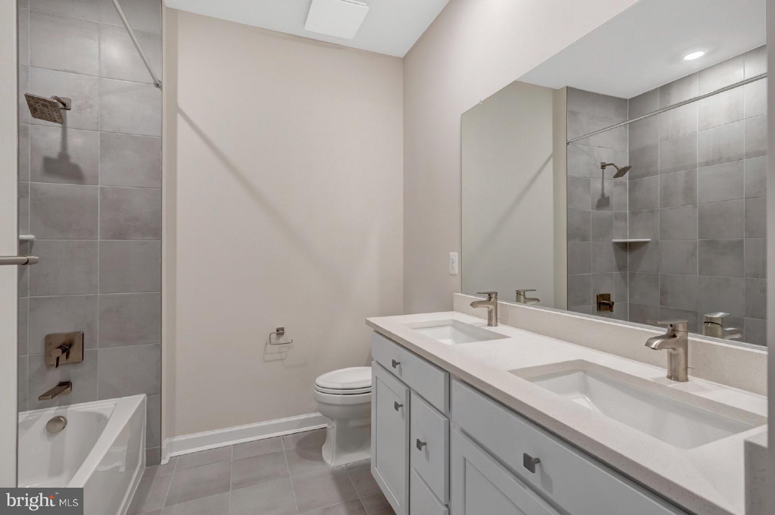 43769 METRO TERRACE