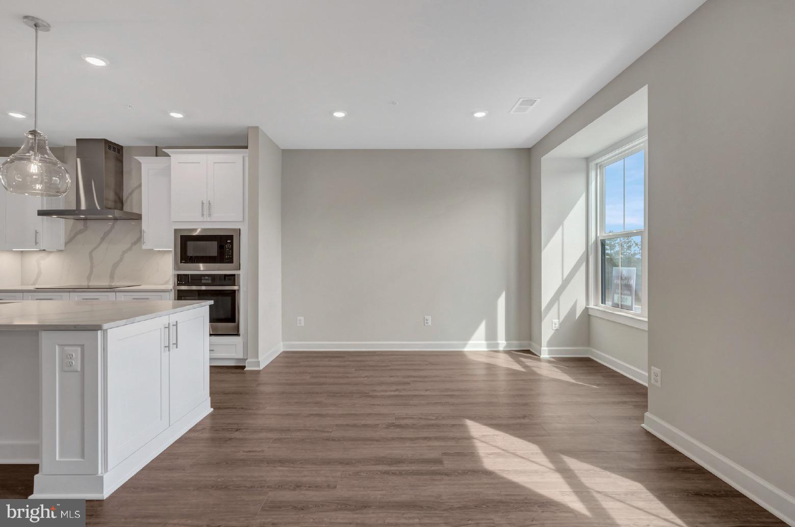 43769 METRO TERRACE