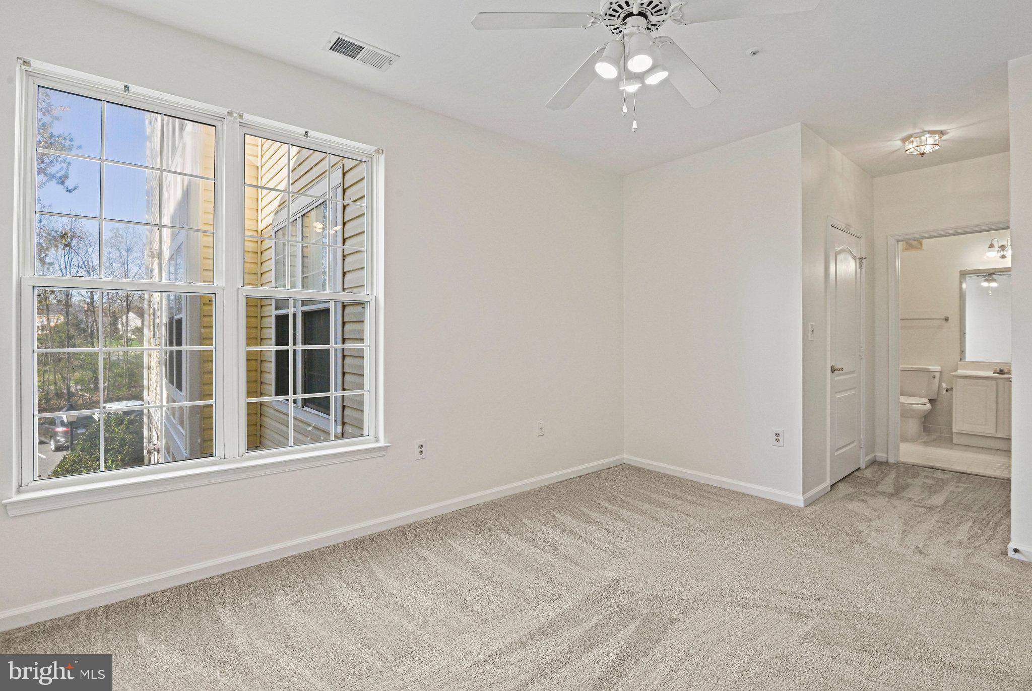 20933 CEDARPOST SQUARE 203