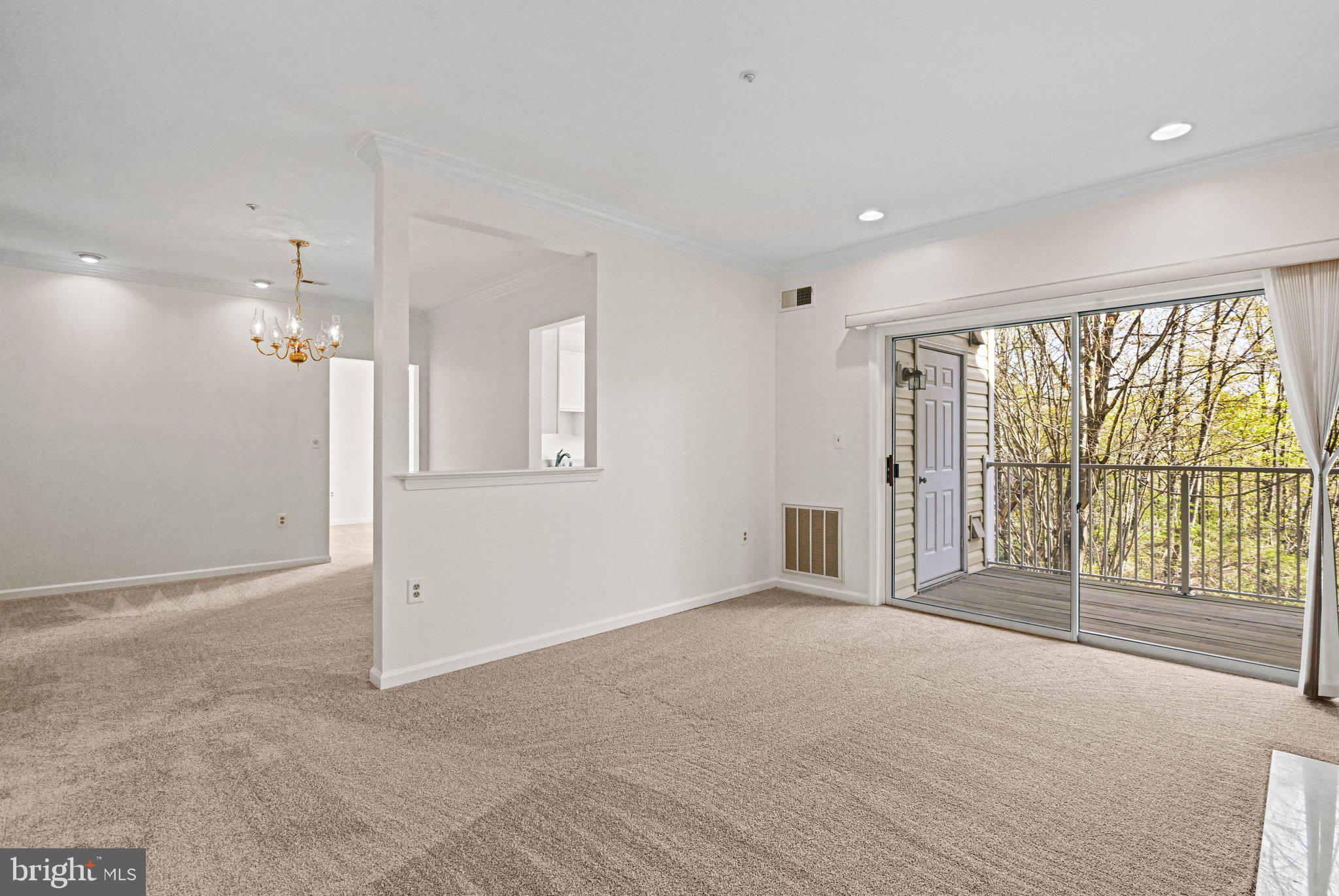 20933 CEDARPOST SQUARE 203