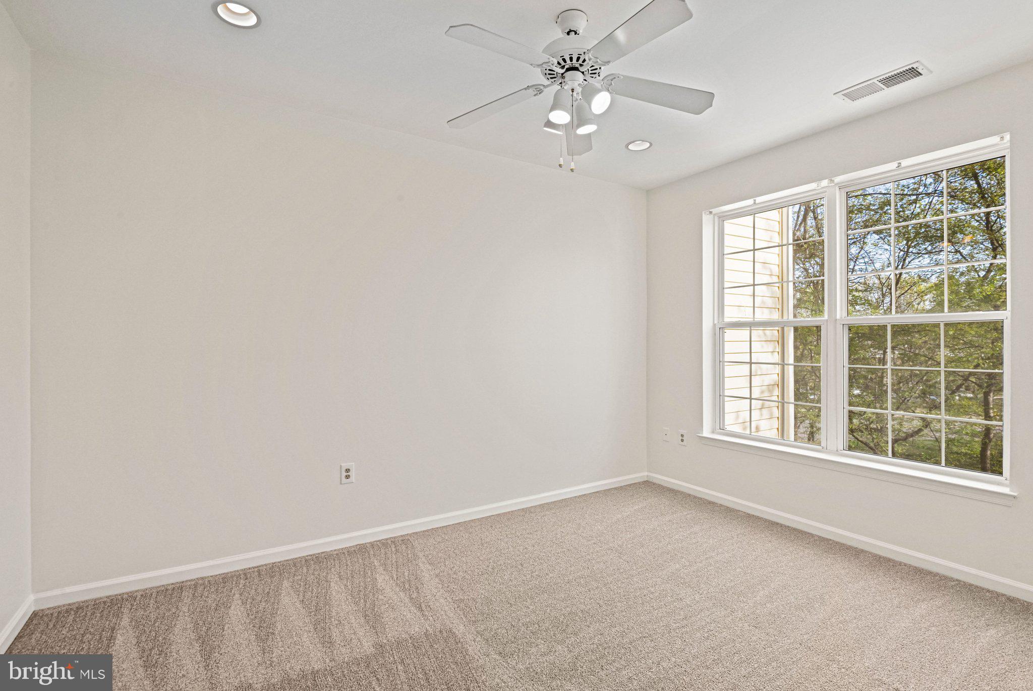20933 CEDARPOST SQUARE 203