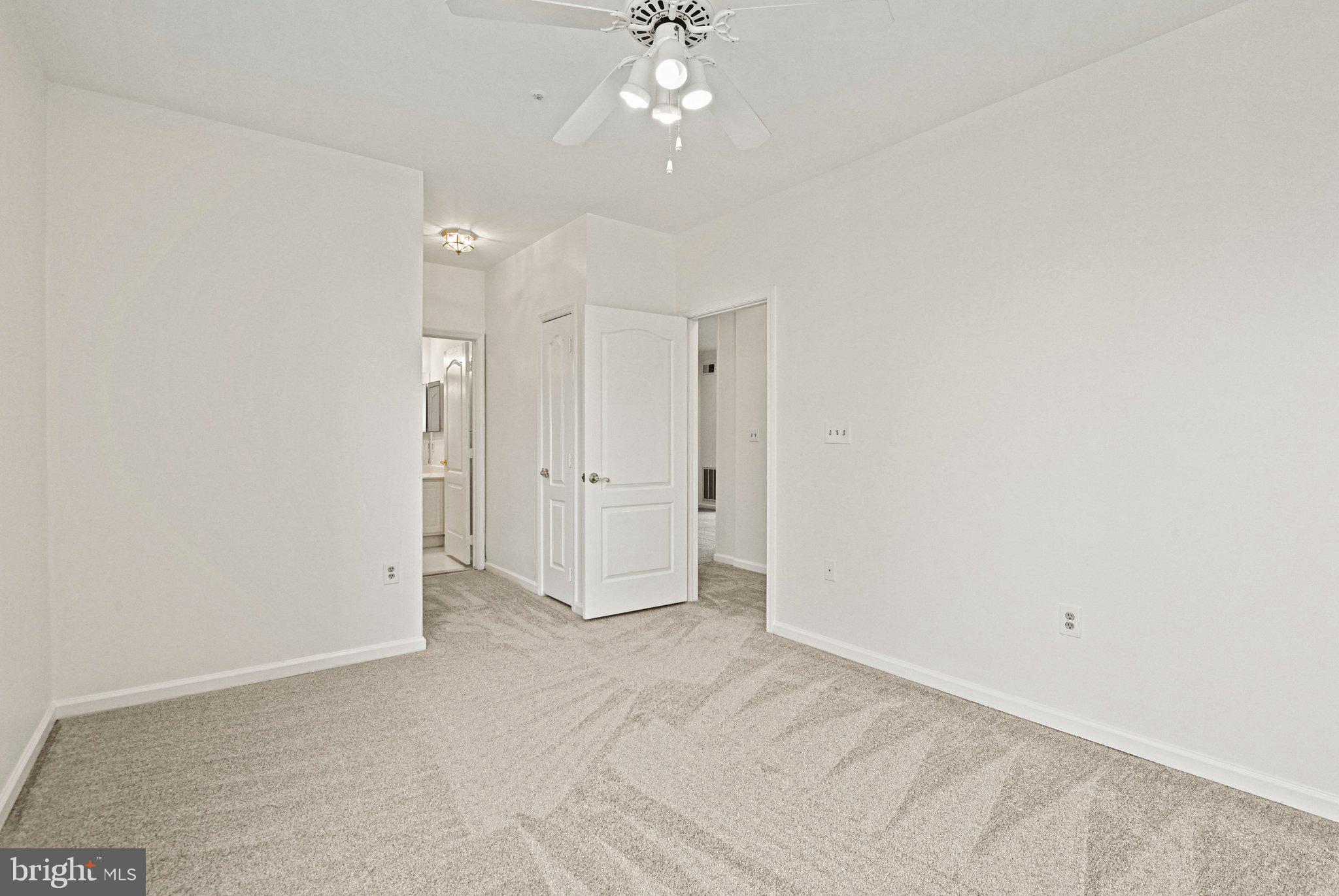 20933 CEDARPOST SQUARE 203