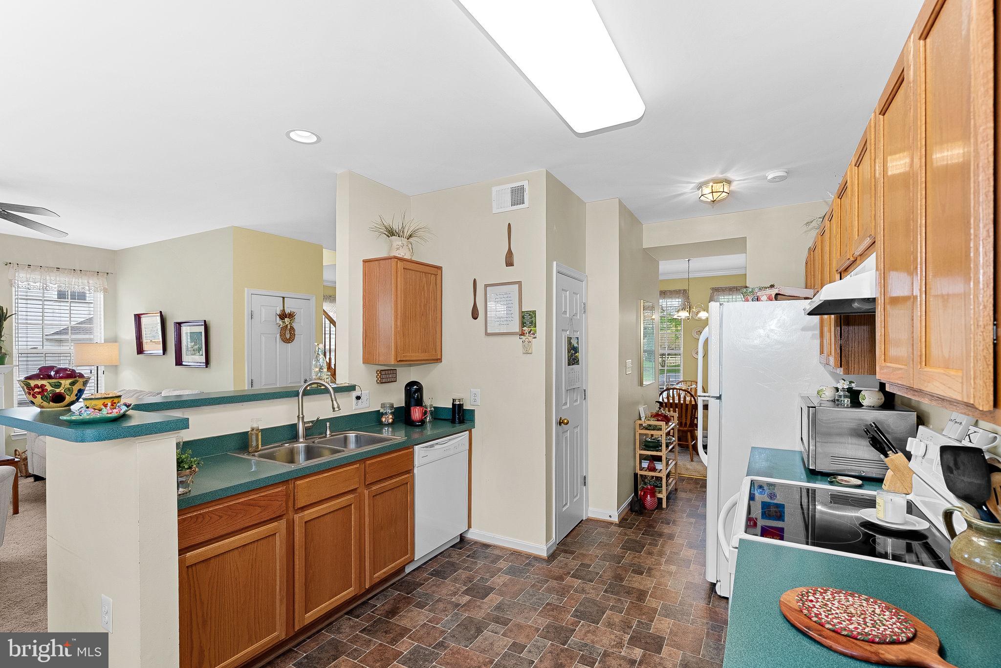 17304 CEDAR BLUFF COURT