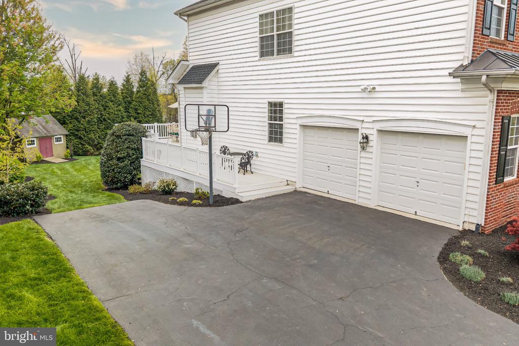 25265 ORIBI PLACE