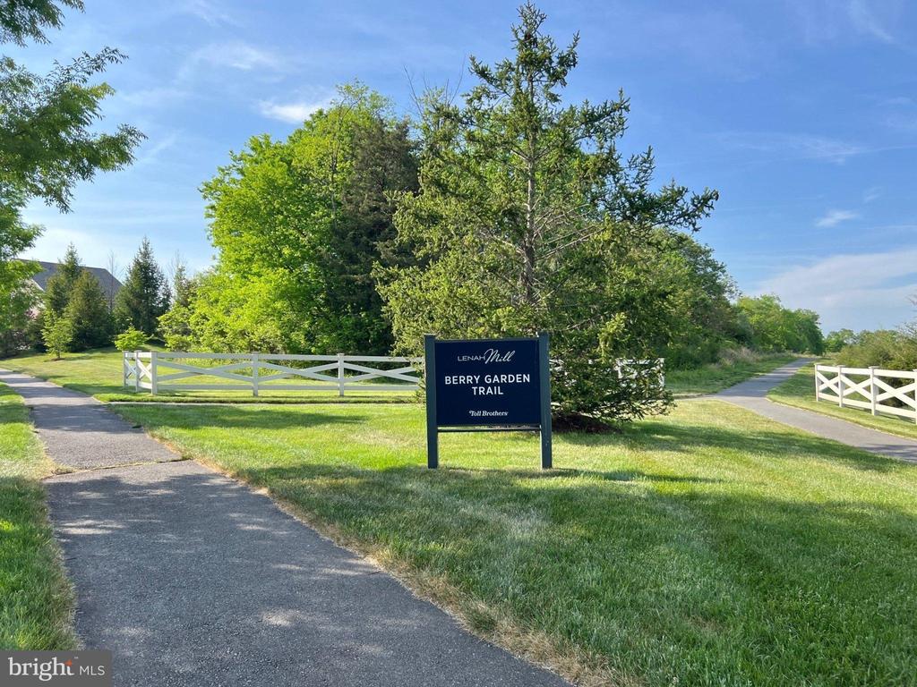 24247 PURPLE FINCH DRIVE