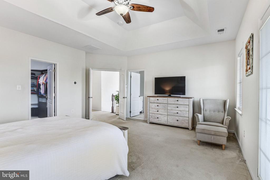 24247 PURPLE FINCH DRIVE