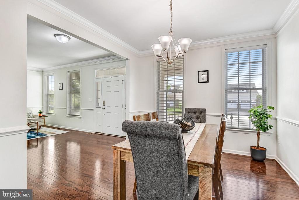 24247 PURPLE FINCH DRIVE