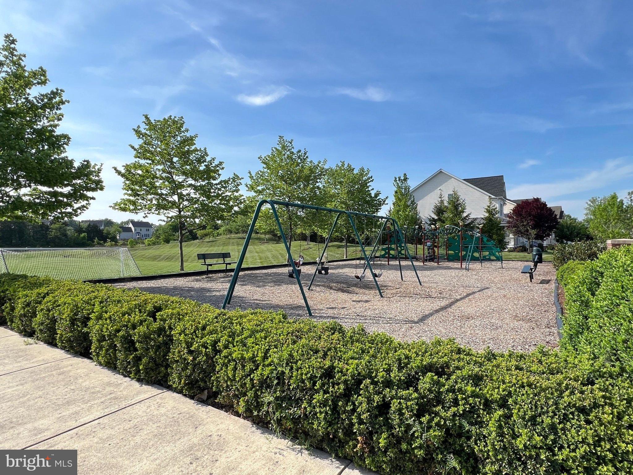 24247 PURPLE FINCH DRIVE