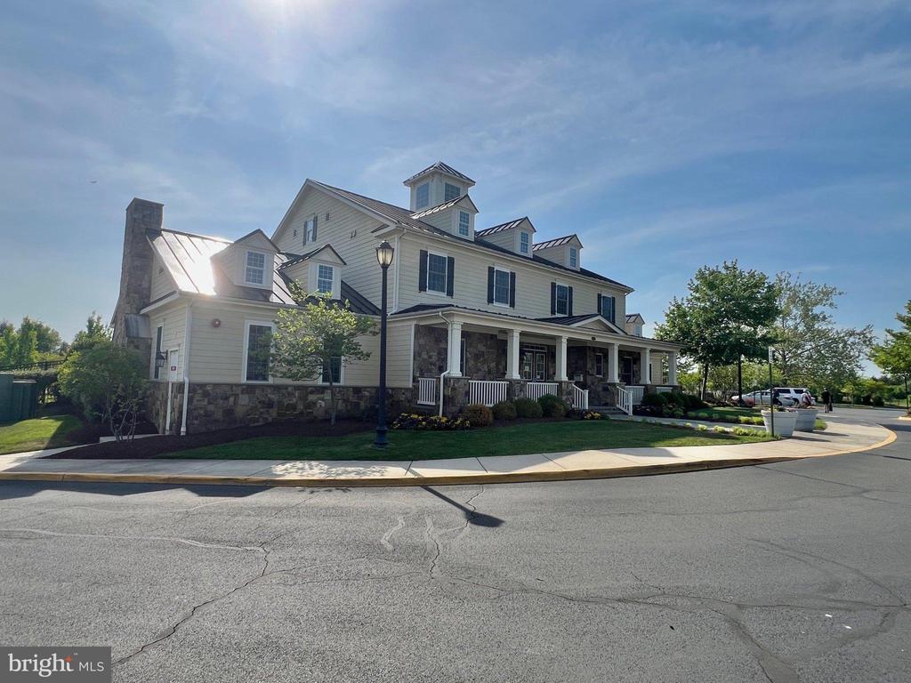 24247 PURPLE FINCH DRIVE