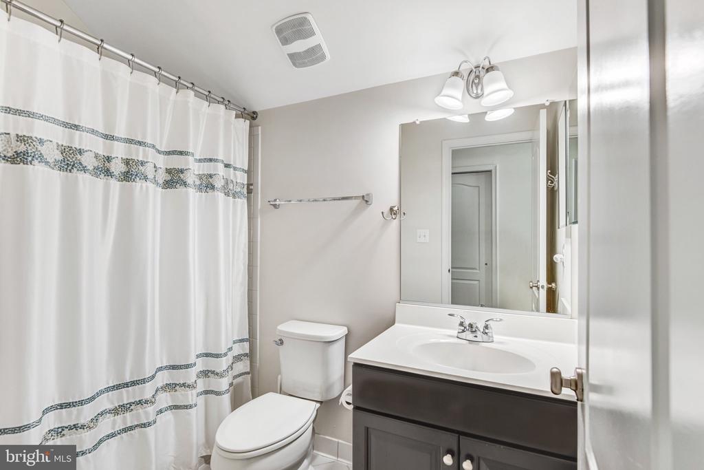 24247 PURPLE FINCH DRIVE