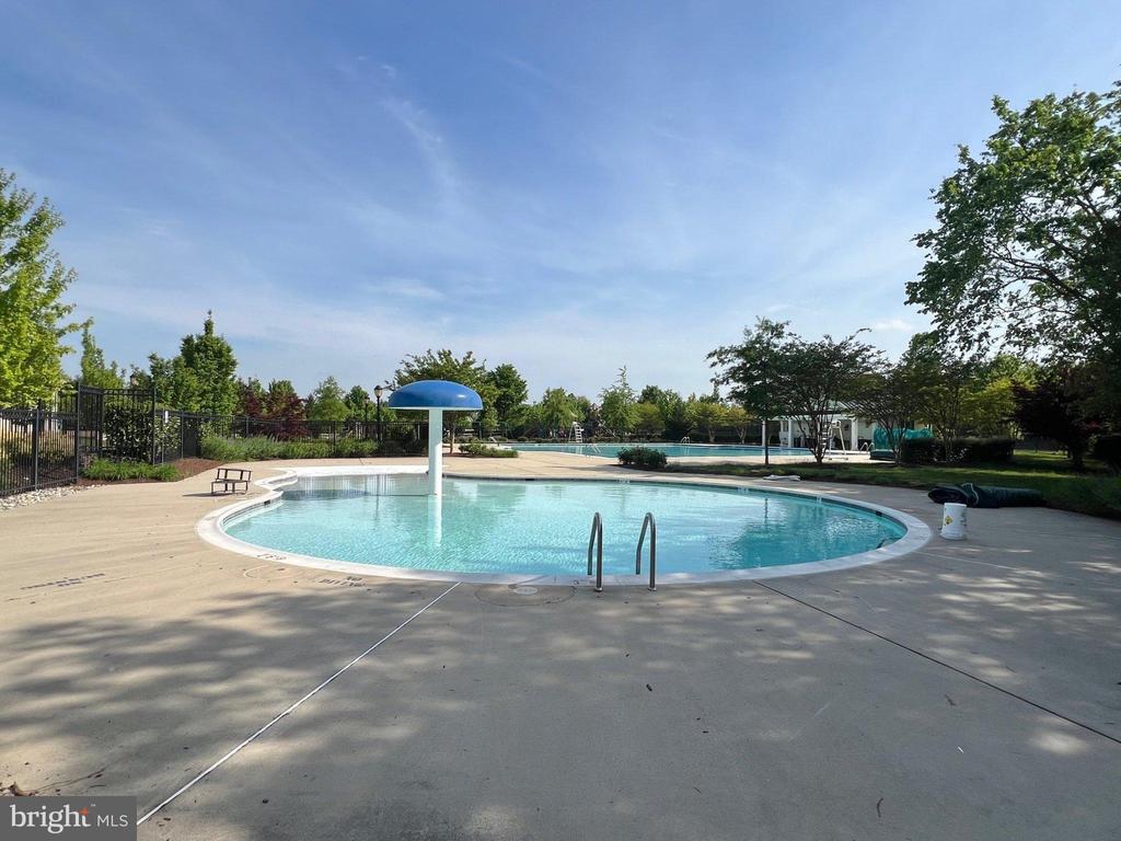 24247 PURPLE FINCH DRIVE