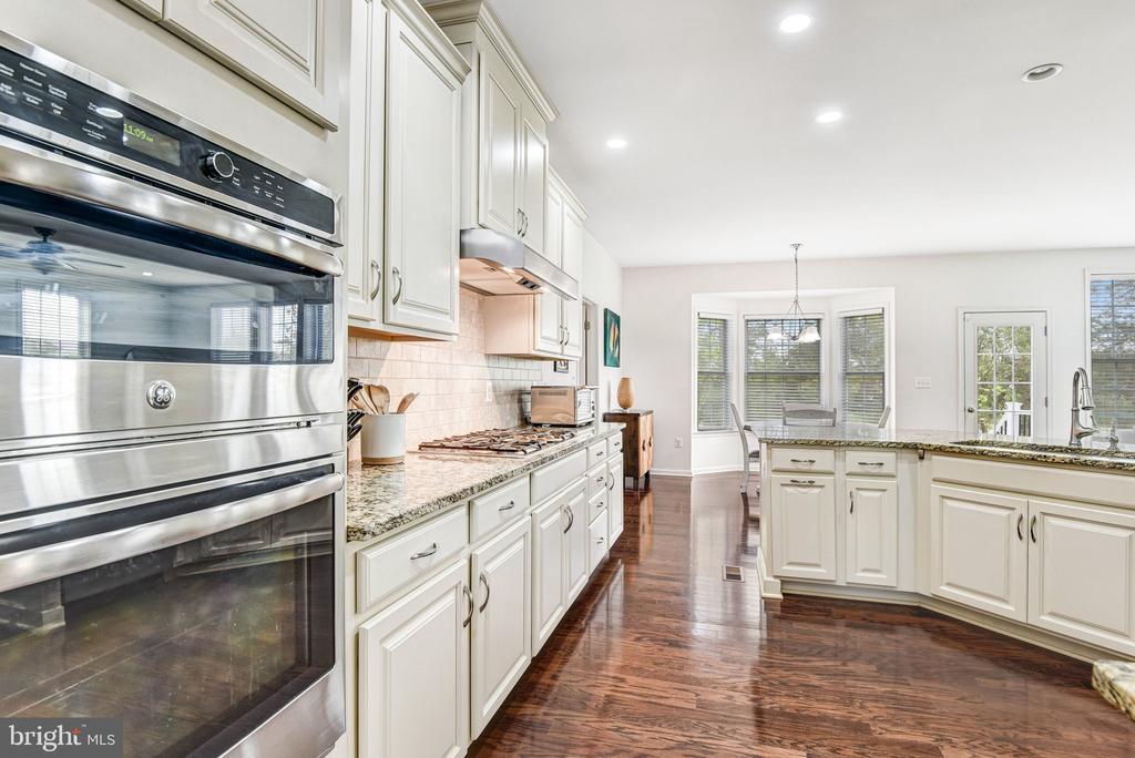 24247 PURPLE FINCH DRIVE