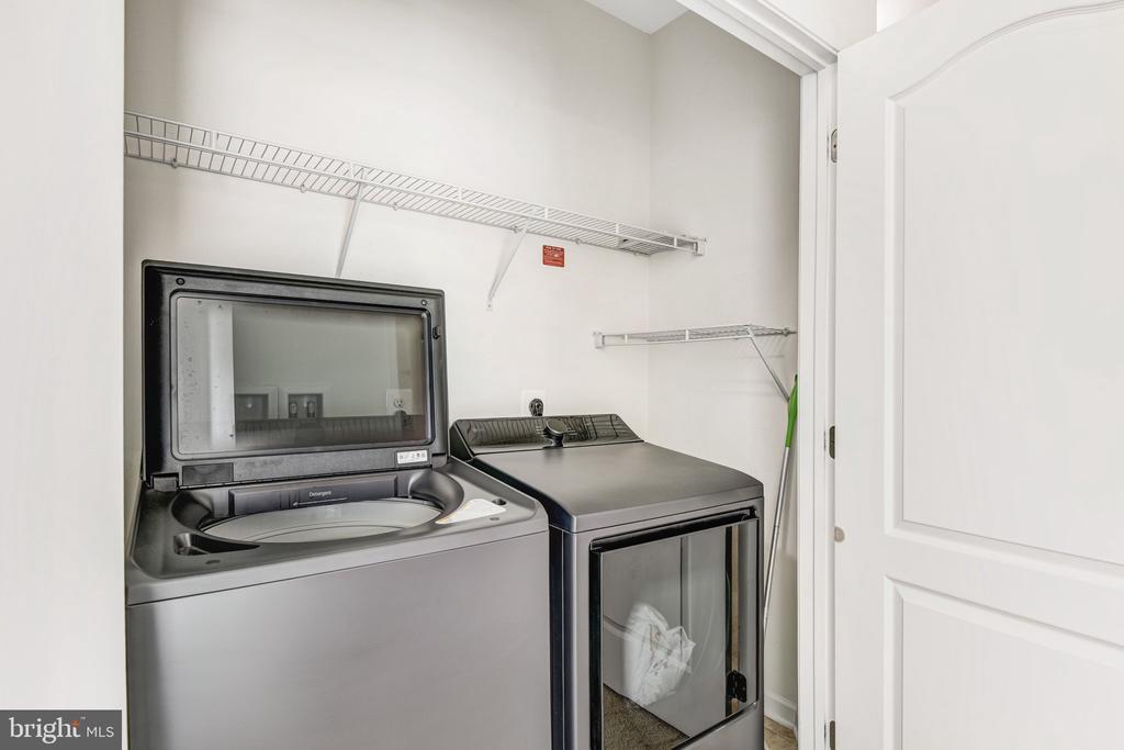 24247 PURPLE FINCH DRIVE