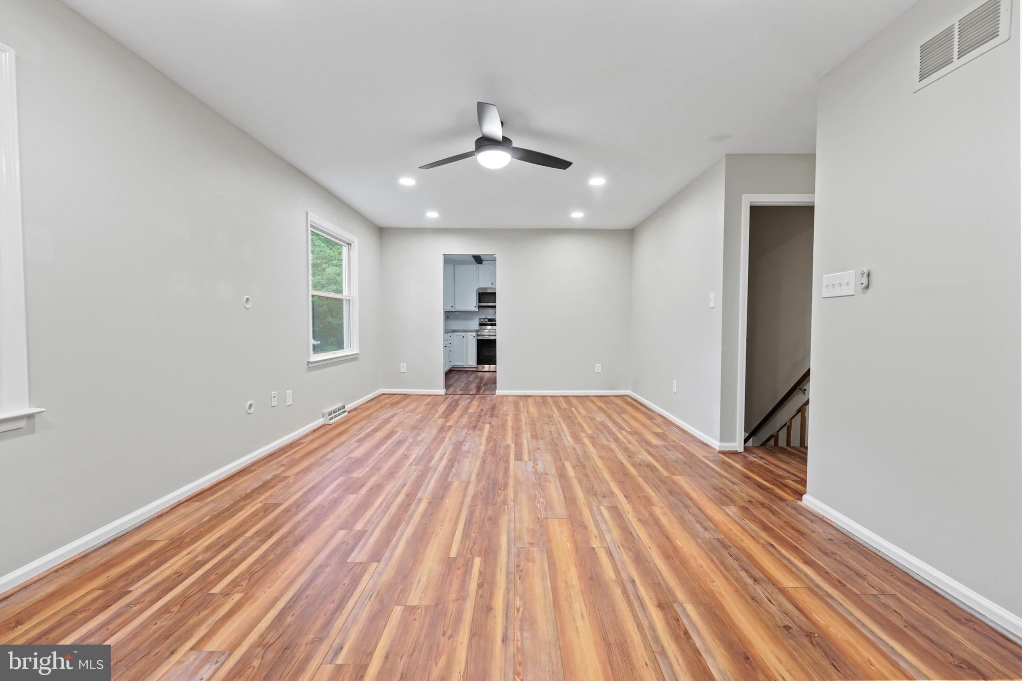19822 SMITH CIRCLE