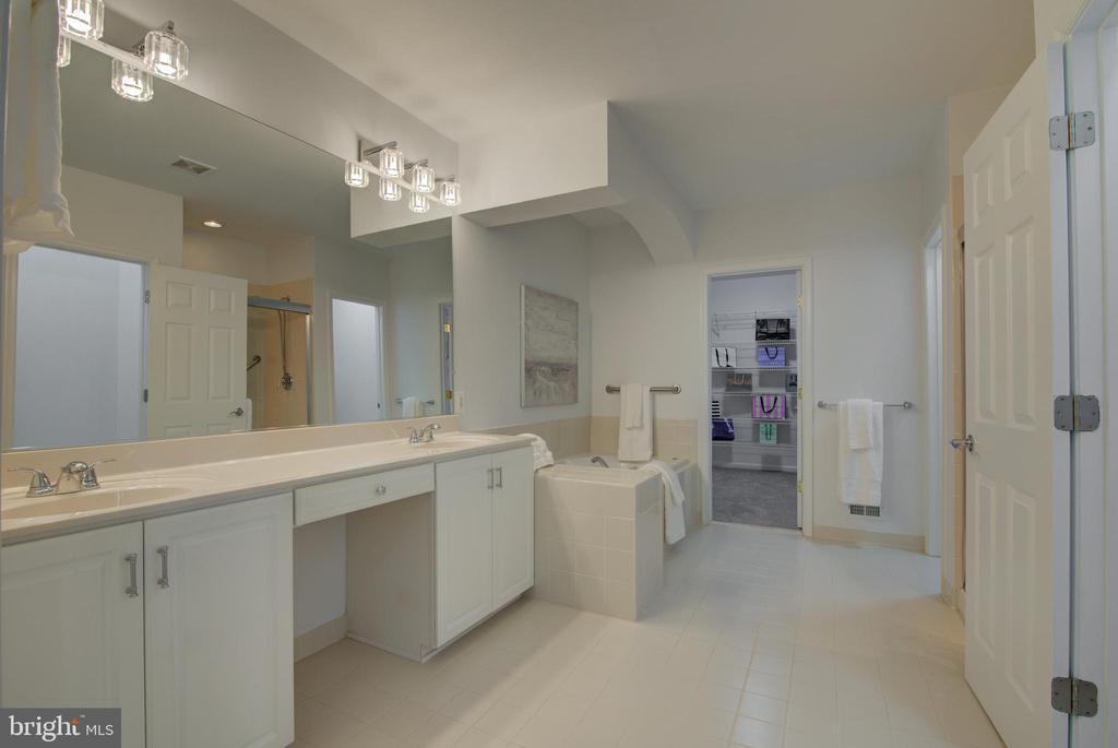 20891 ROYAL VILLA TERRACE