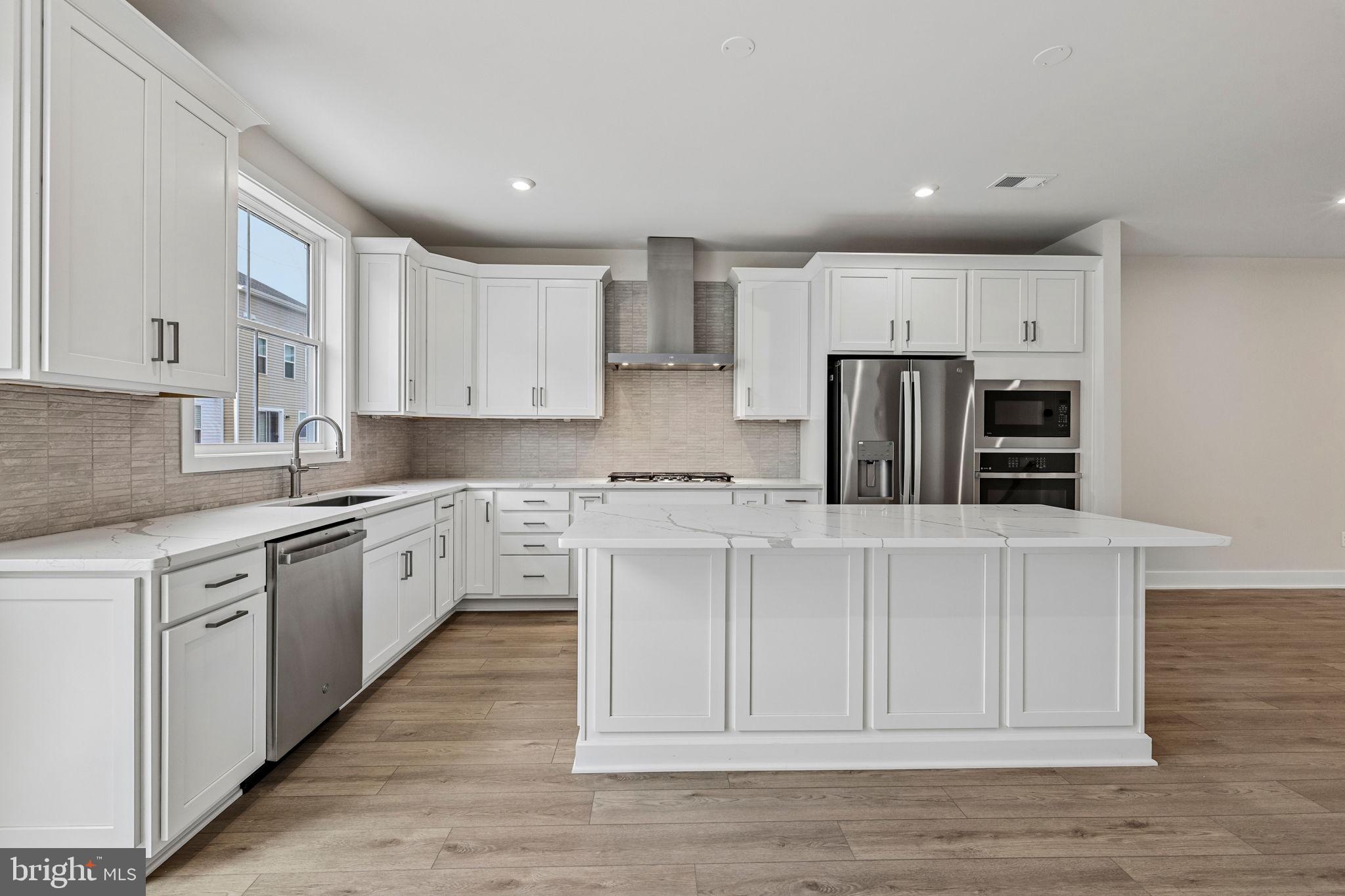 42198 SHINING STAR SQUARE HOMESITE 4534
