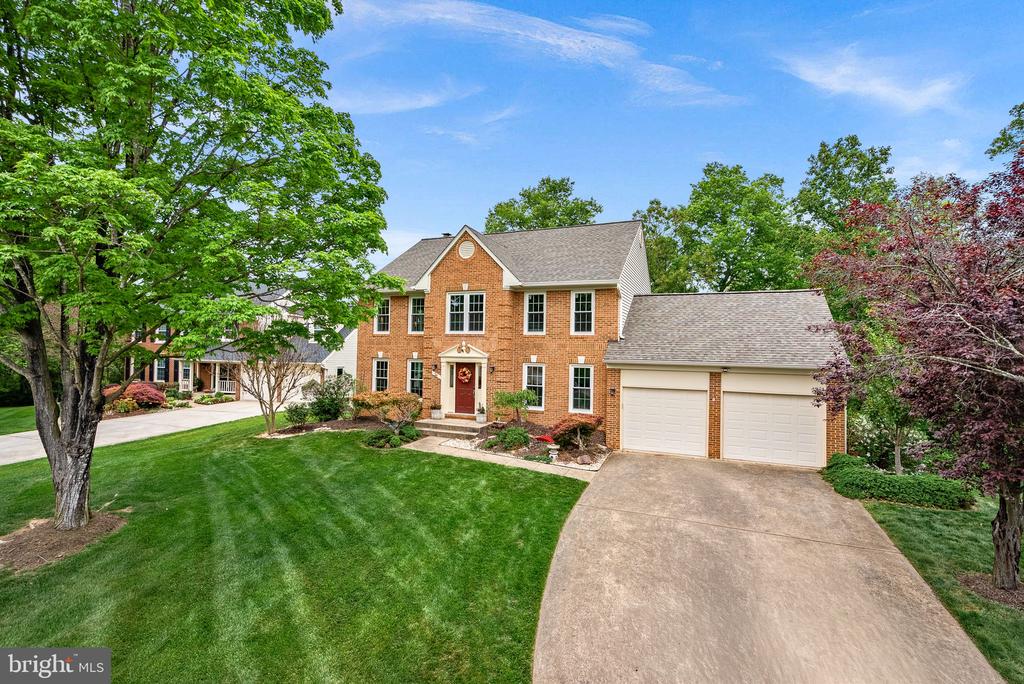 26 GRISWOLD COURT