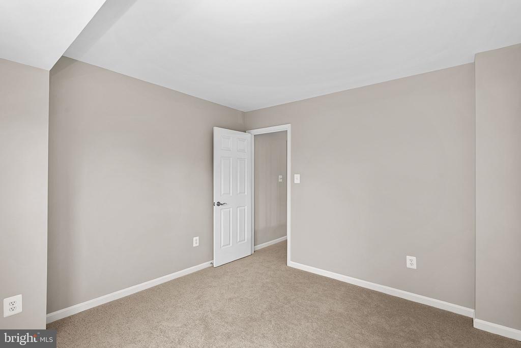 26 GRISWOLD COURT