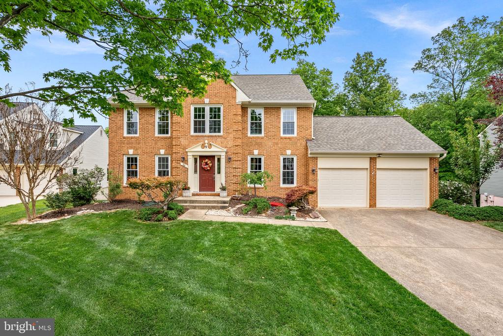 26 GRISWOLD COURT