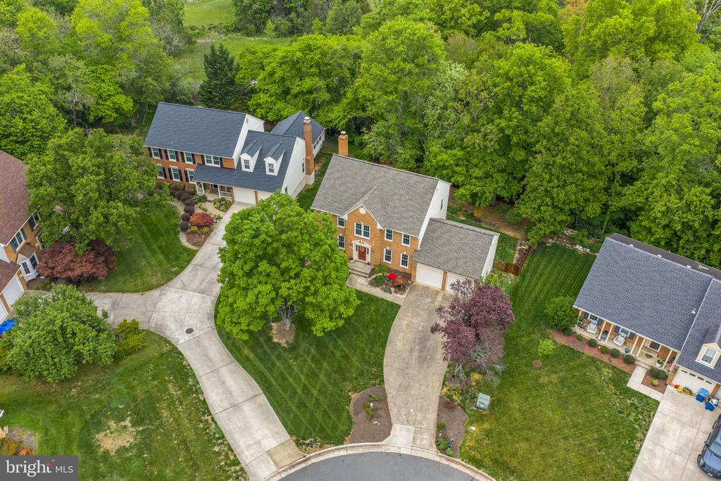 26 GRISWOLD COURT
