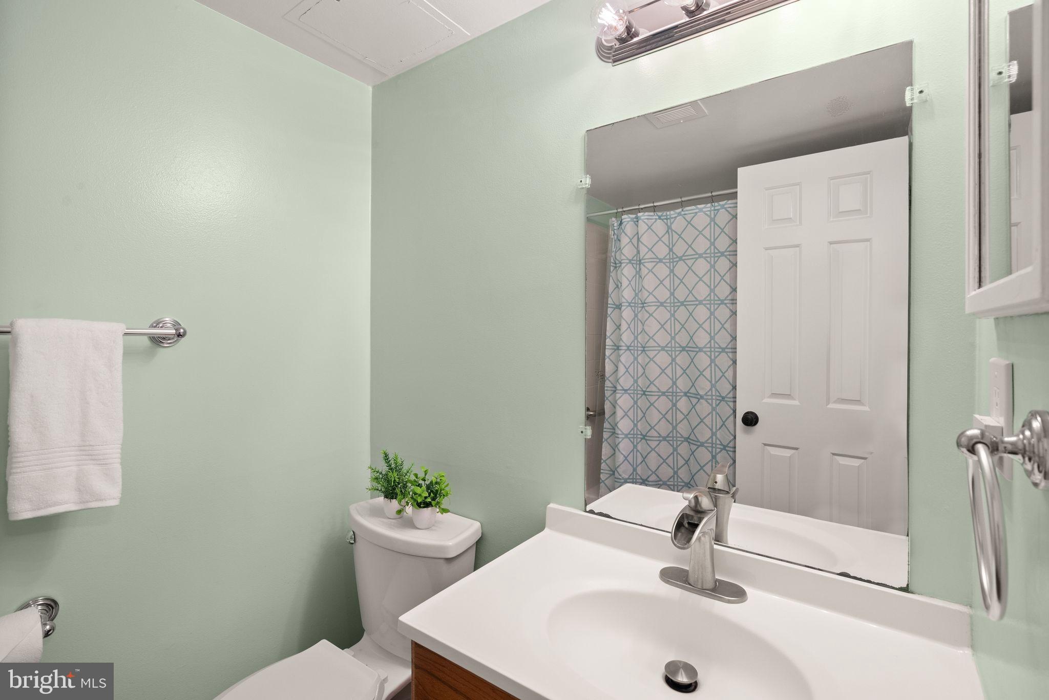 142 N COTTAGE ROAD