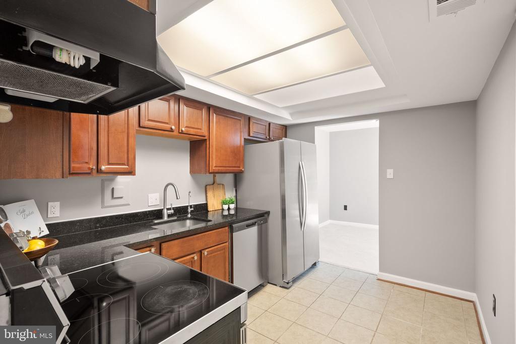 142 N COTTAGE ROAD