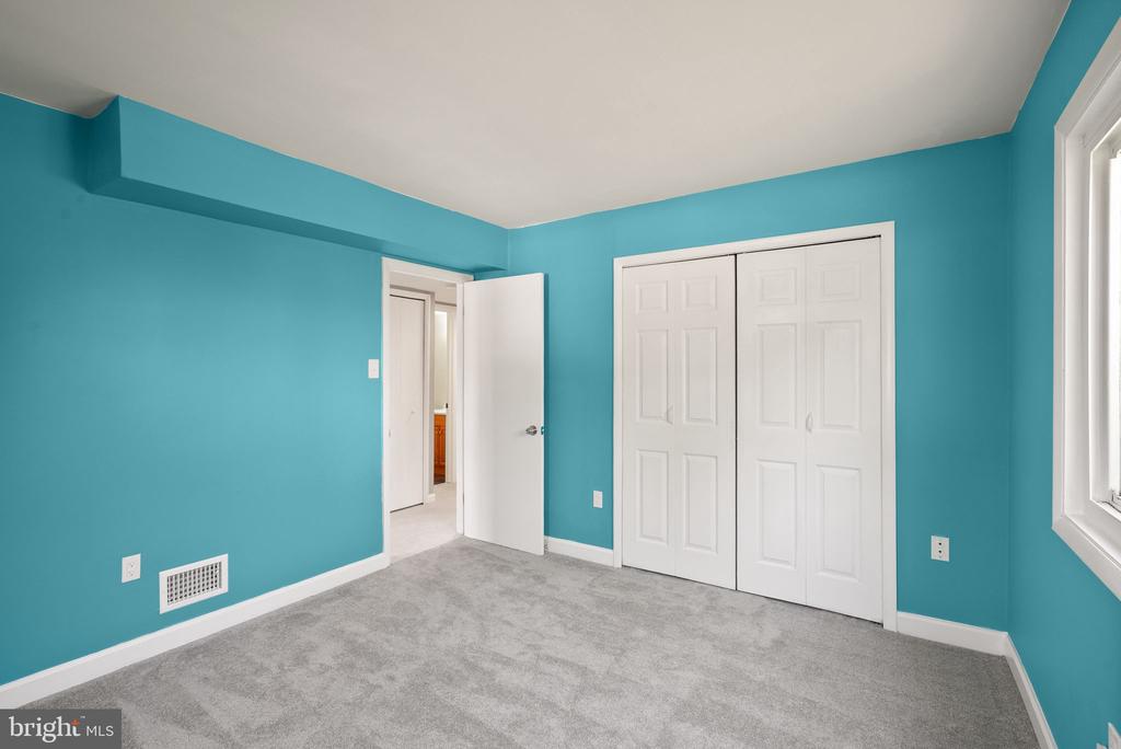 142 N COTTAGE ROAD