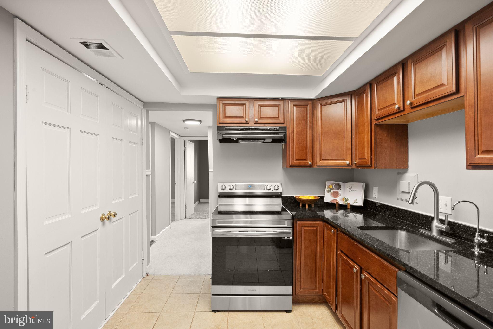 142 N COTTAGE ROAD