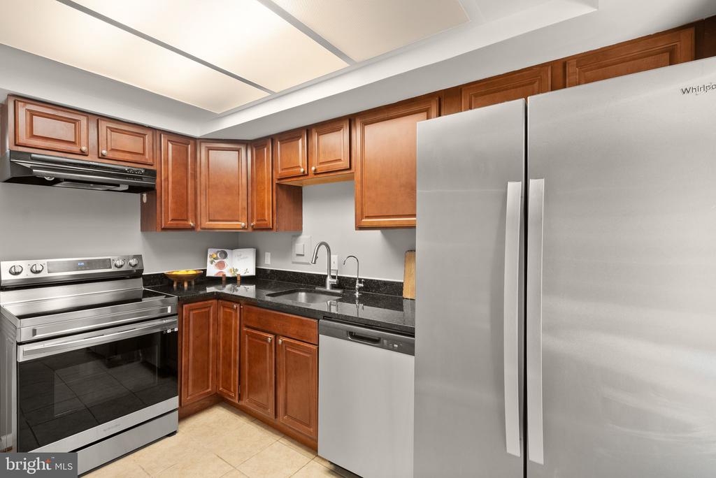 142 N COTTAGE ROAD