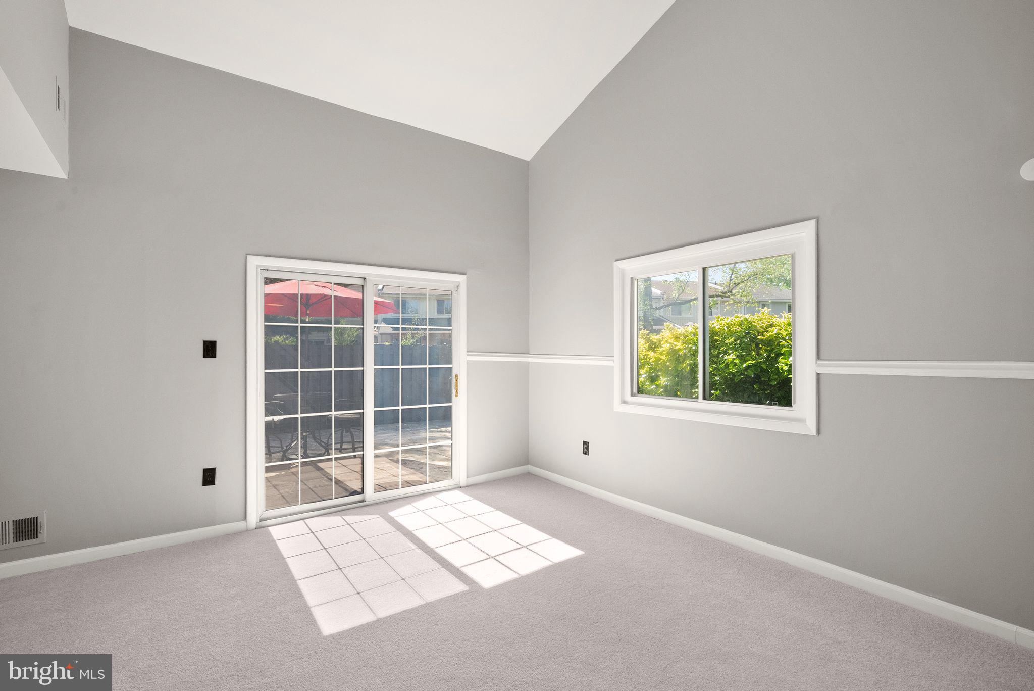 142 N COTTAGE ROAD