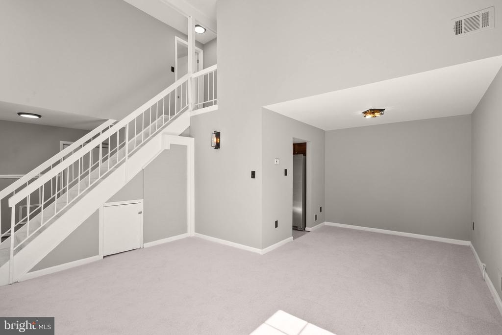 142 N COTTAGE ROAD