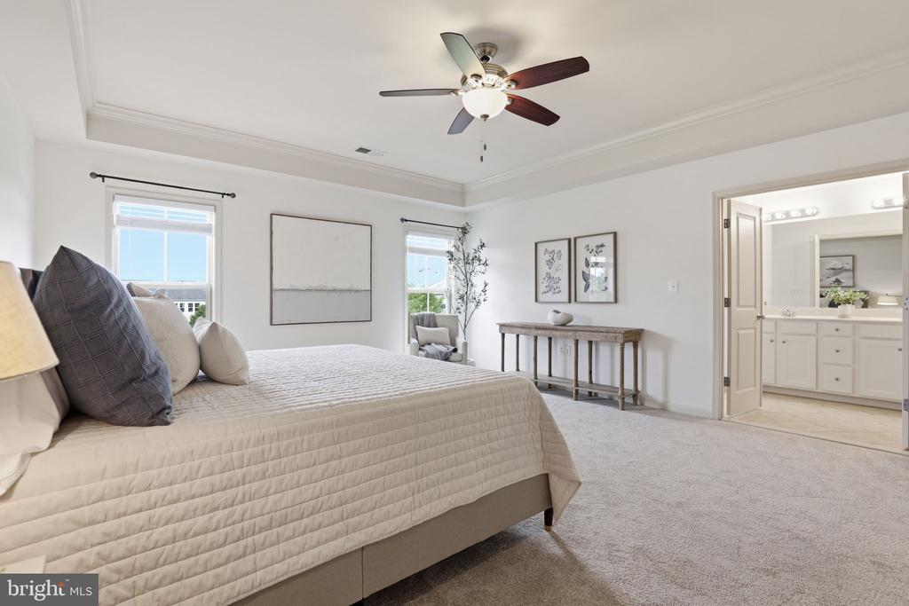 42537 DREAMWEAVER DRIVE