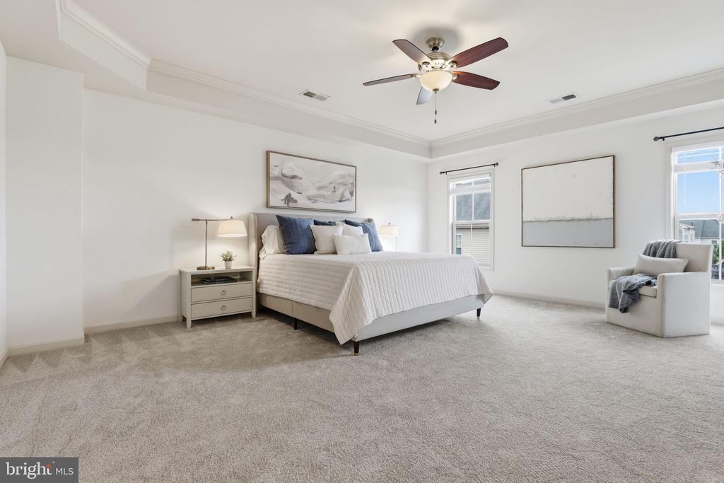42537 DREAMWEAVER DRIVE