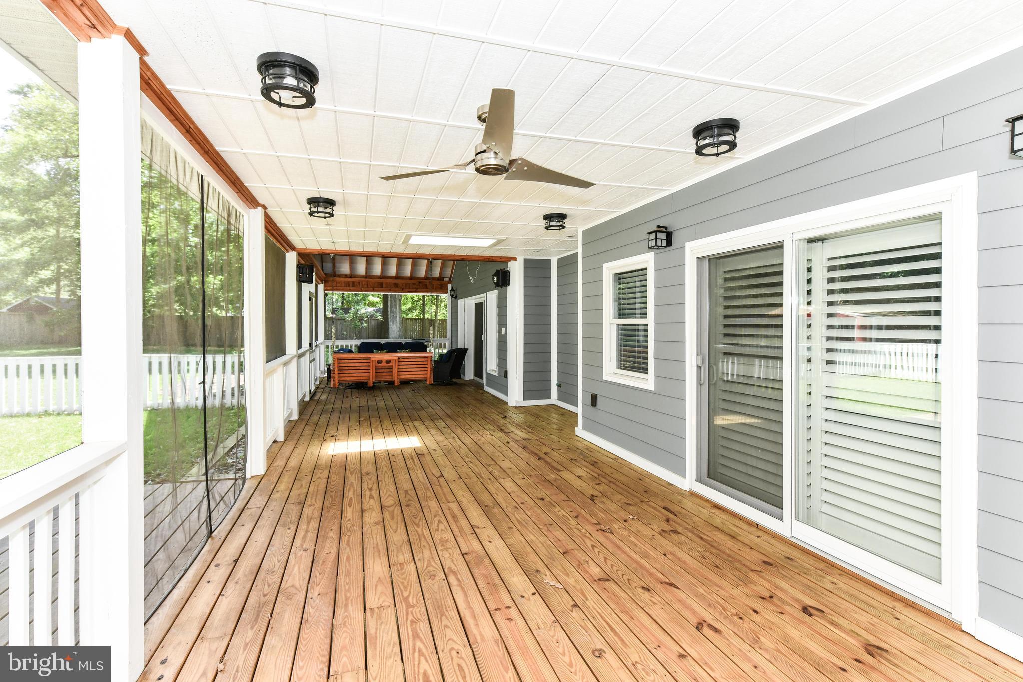 14 OAK LANE