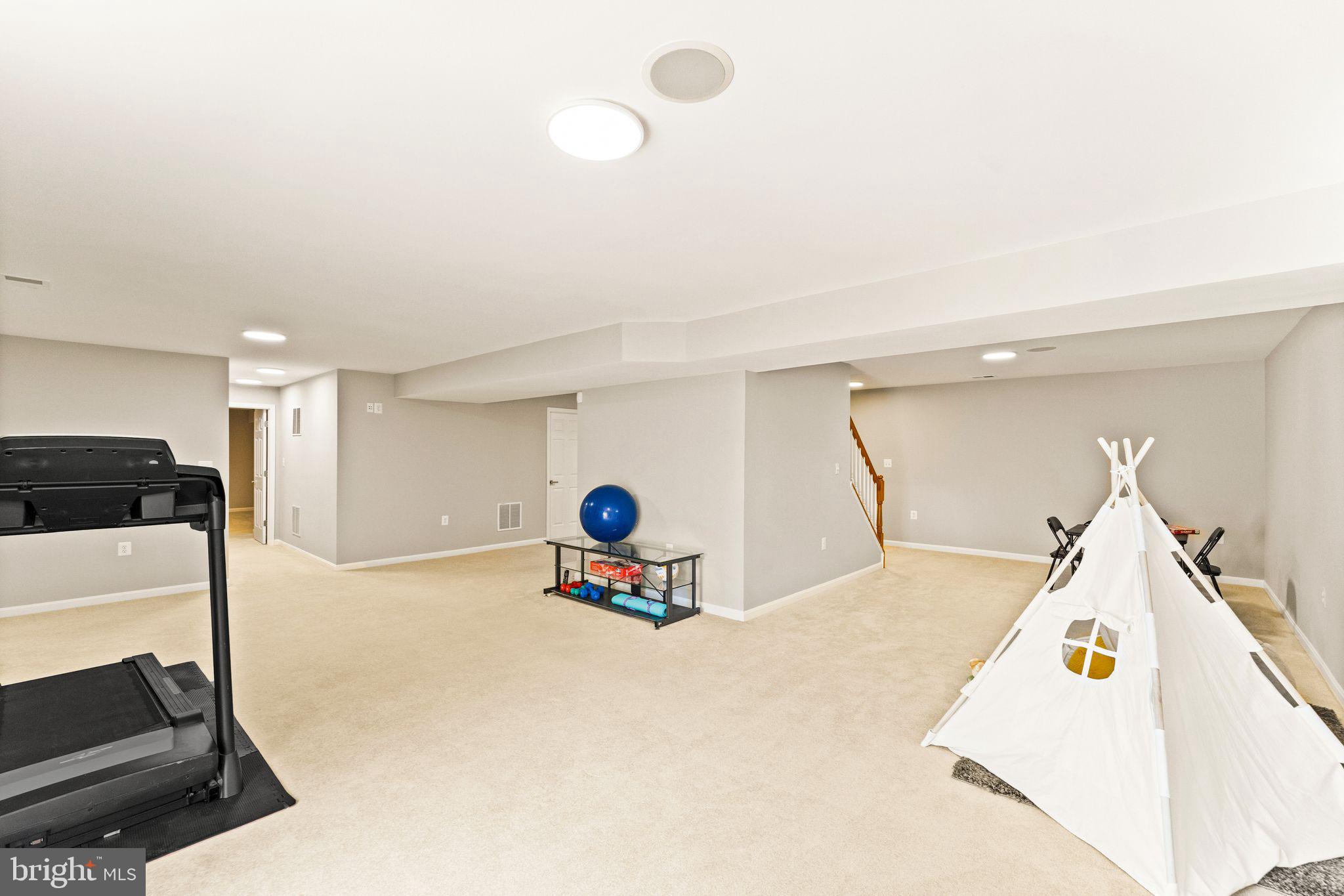 243 MINDY COURT SE