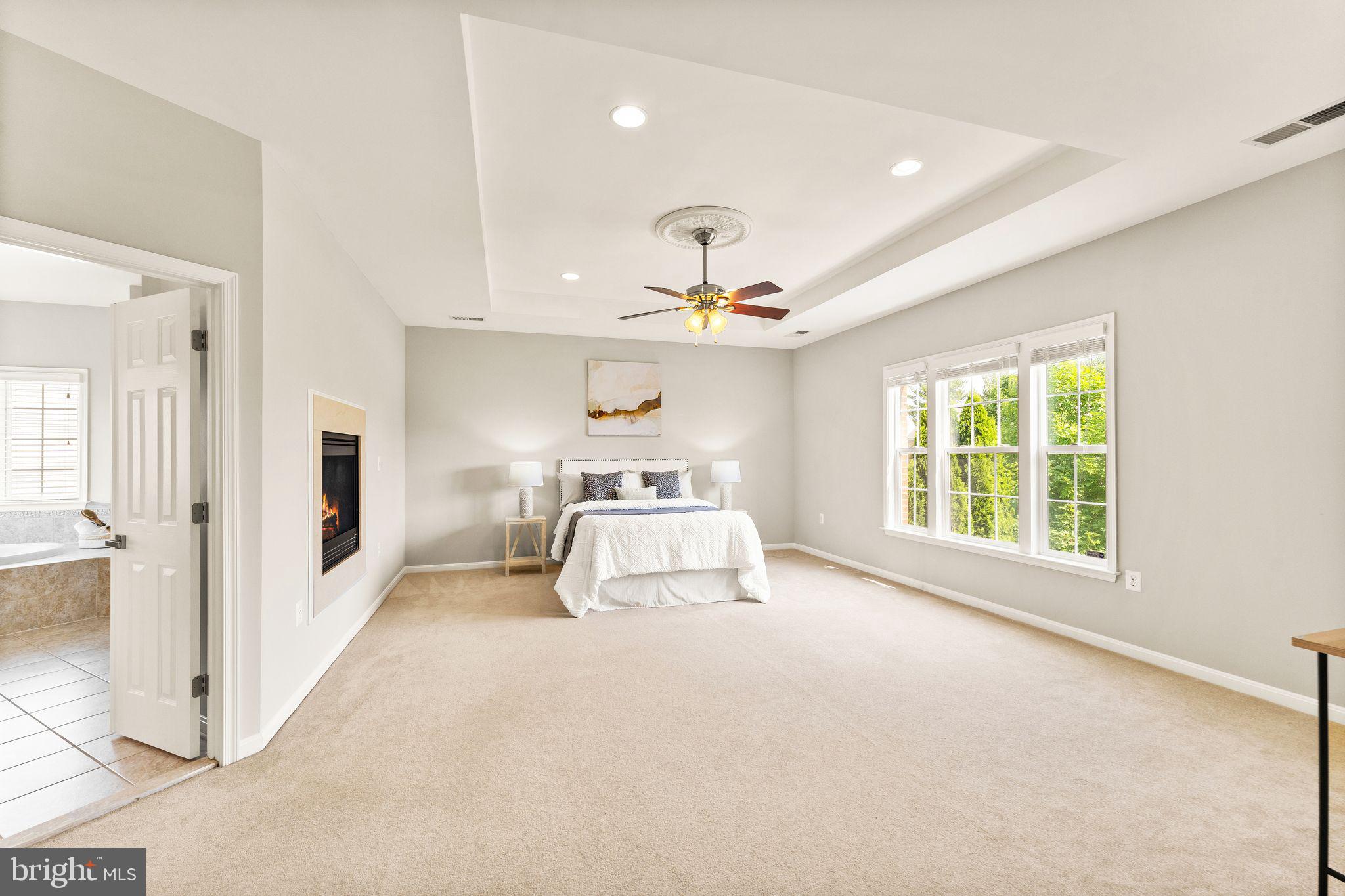 243 MINDY COURT SE
